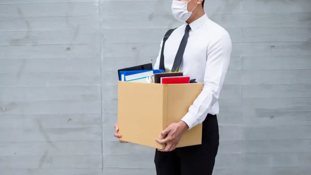 Resignation or Termination? Is It Better to Quit or Be Fired?