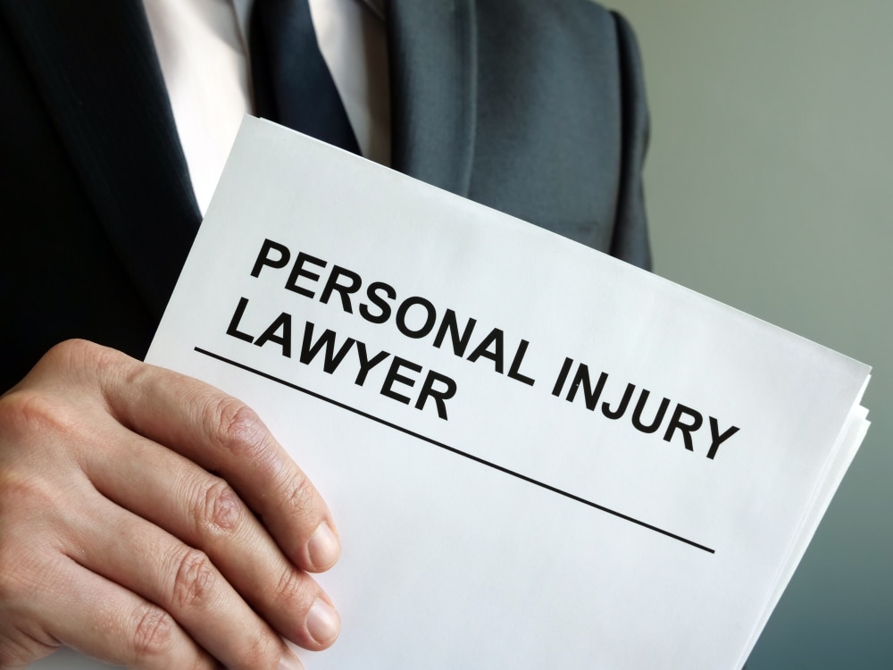How to Become a Personal Injury Lawyer? What Salary Do They Earn?