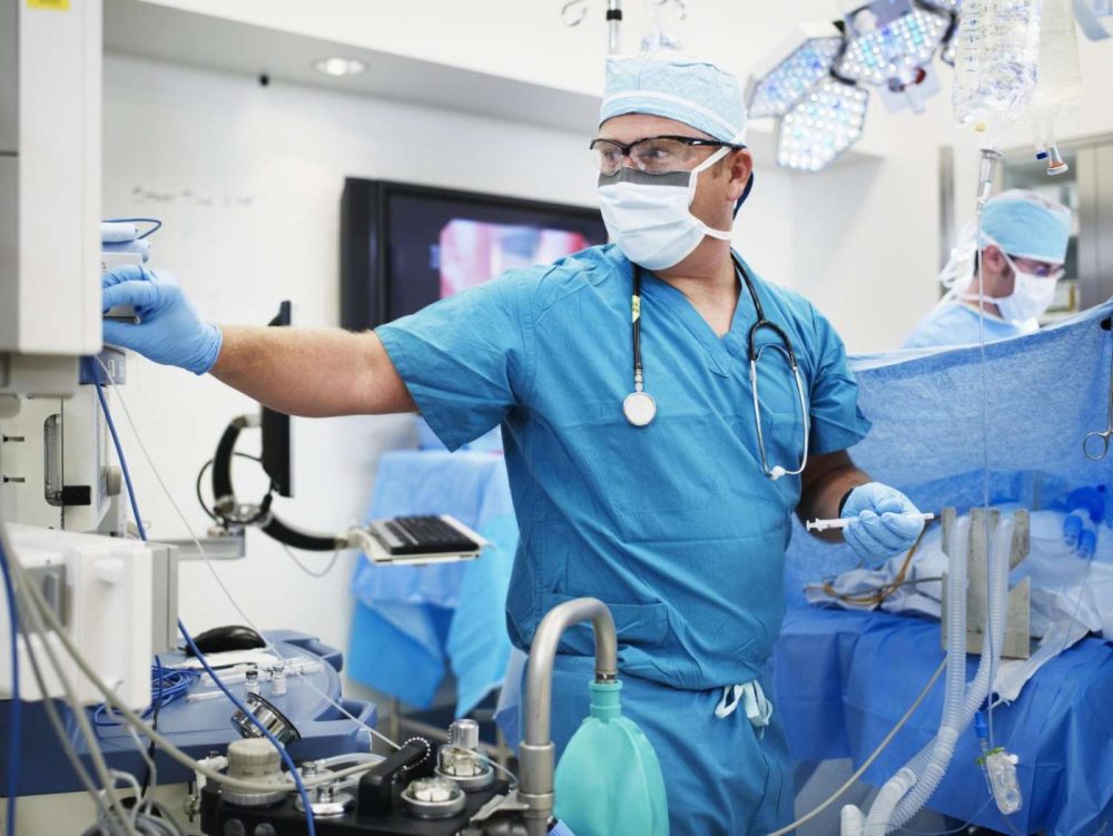 anesthesiologist