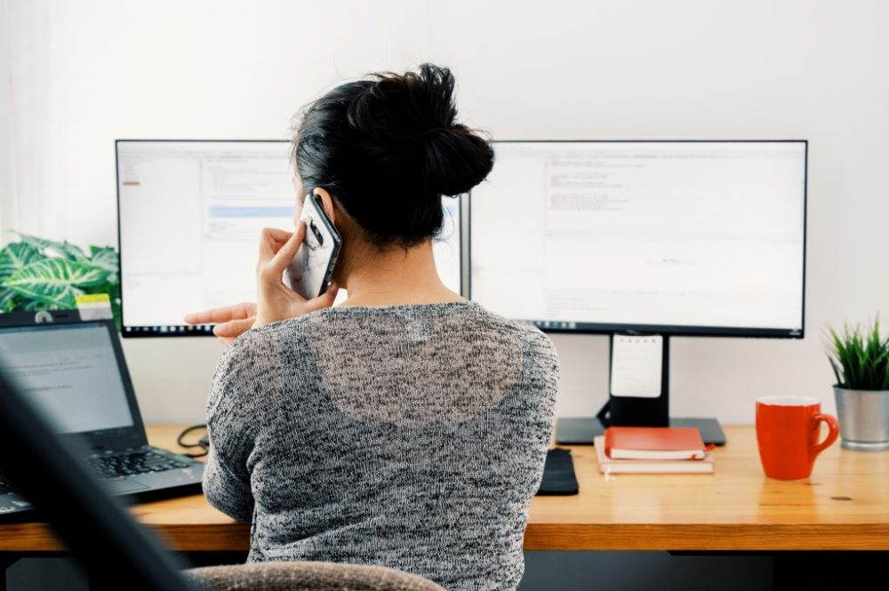 The Pros and Cons Of Freelance Work
