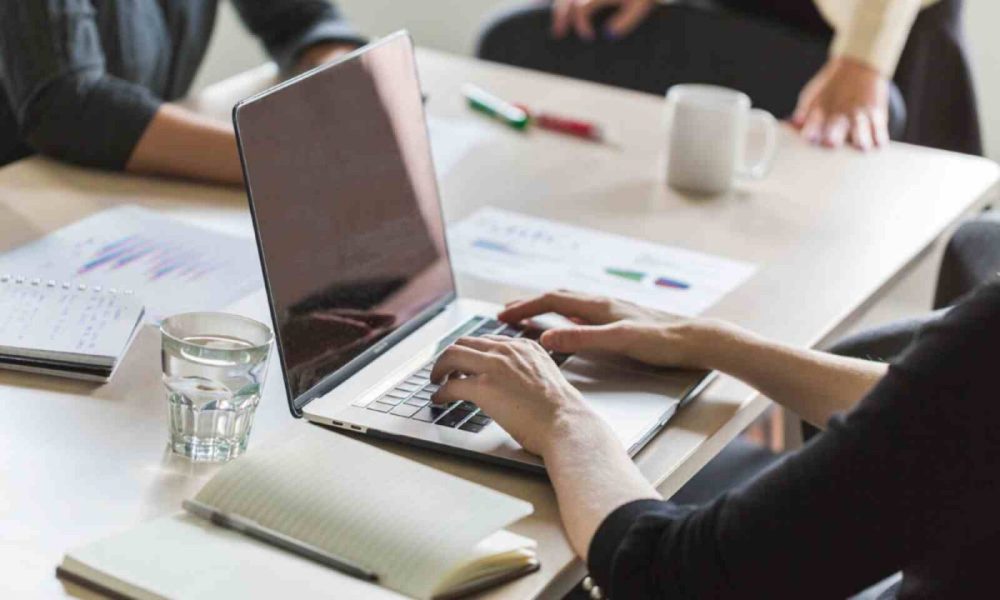 Top Free Job Posting Sites in the UAE | Best Paid Job Board