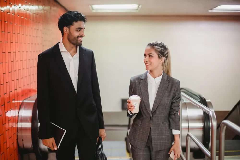 Job Interview Outfits: What to Wear in An Interview in 2023?